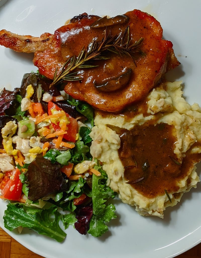 Apple Cider Glazed Pork Chops